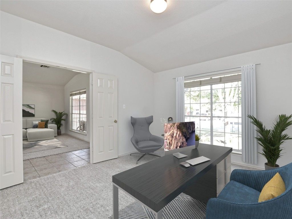 2422 Hallie Lane