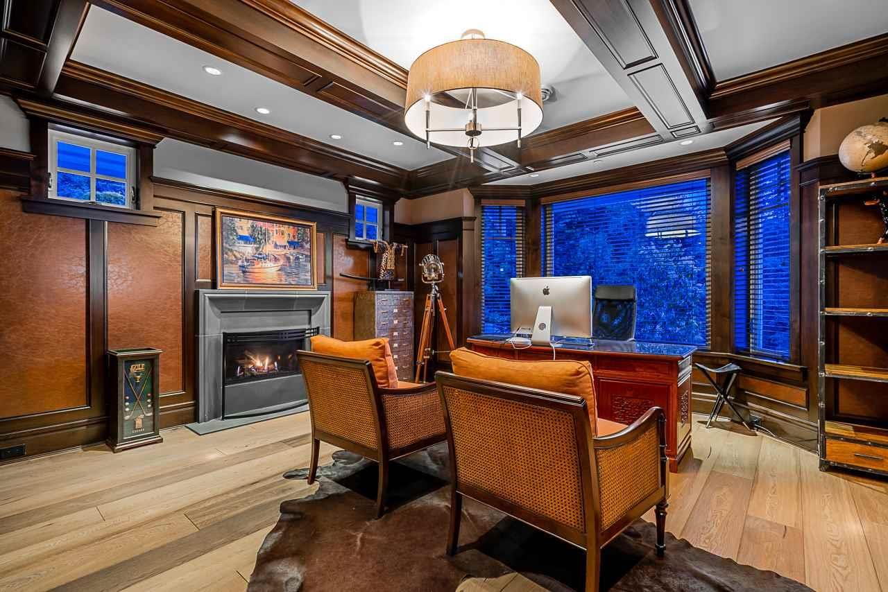 4667 WOODRIDGE PLACE