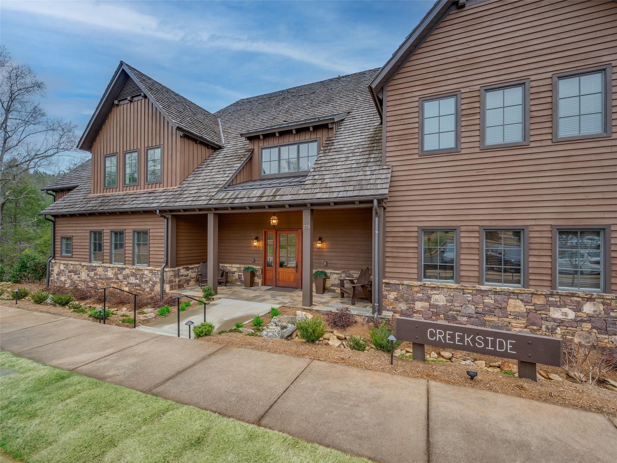275 Clubhouse Lane