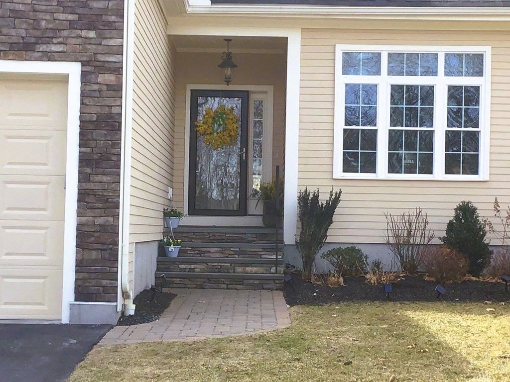 77 Fairway View Drive