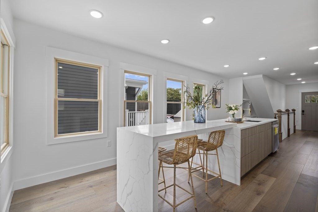 26 Kensington Ave