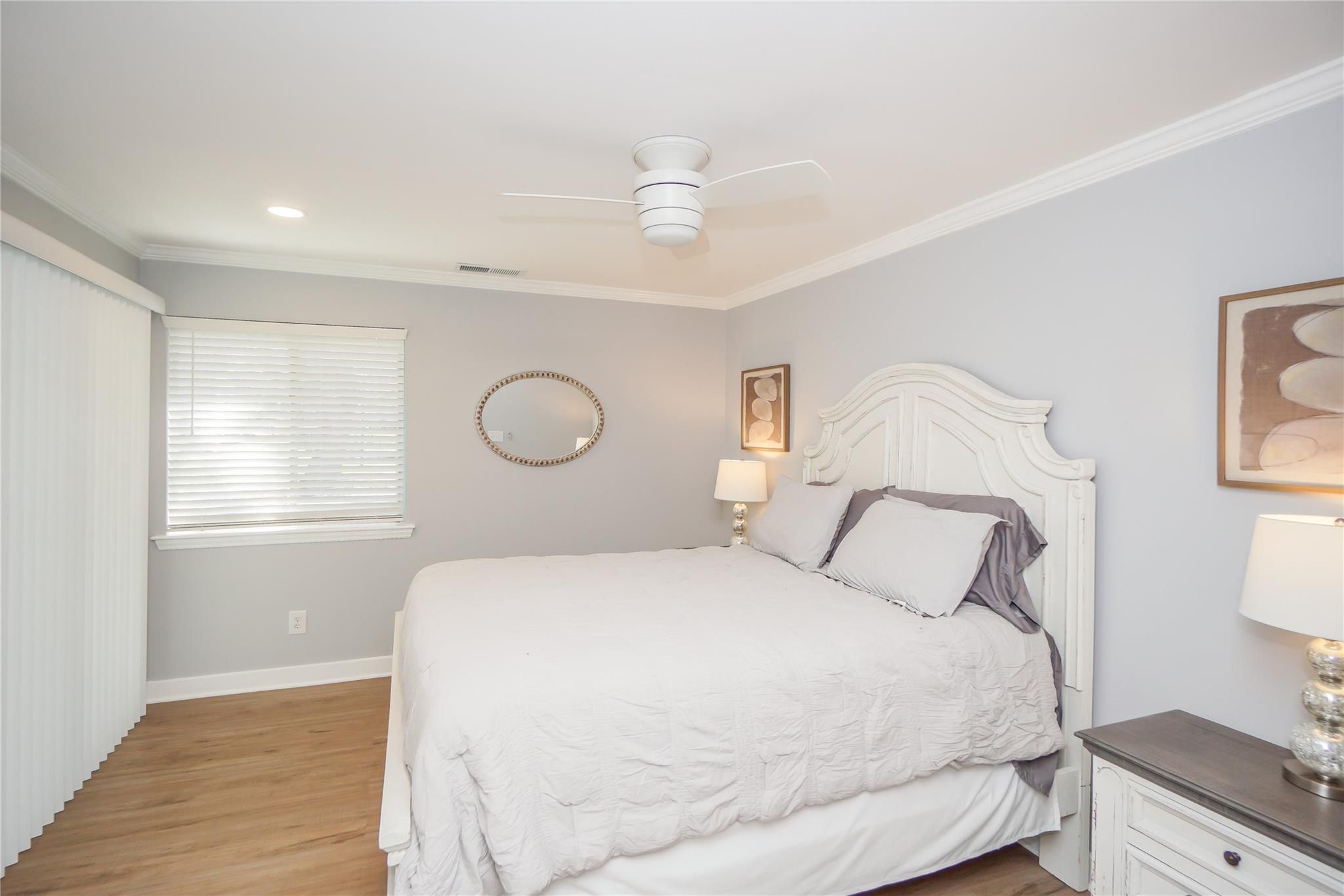 2524 Stradbrook Drive