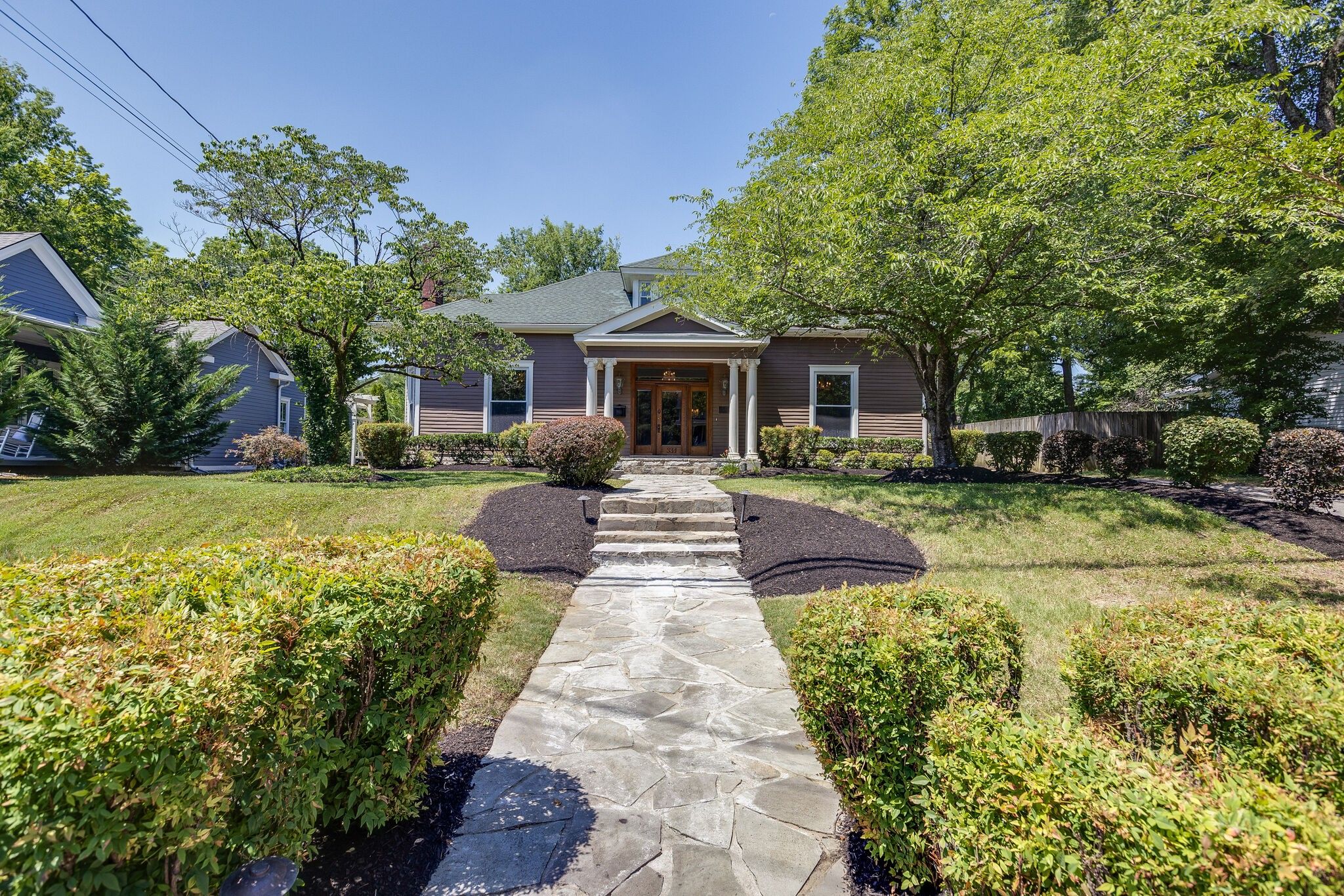 334 3rd Ave