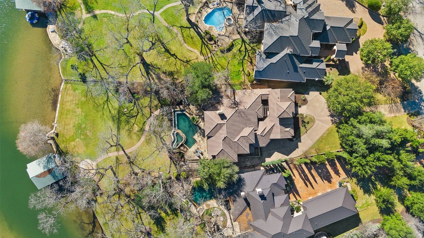 8800 Big View Drive