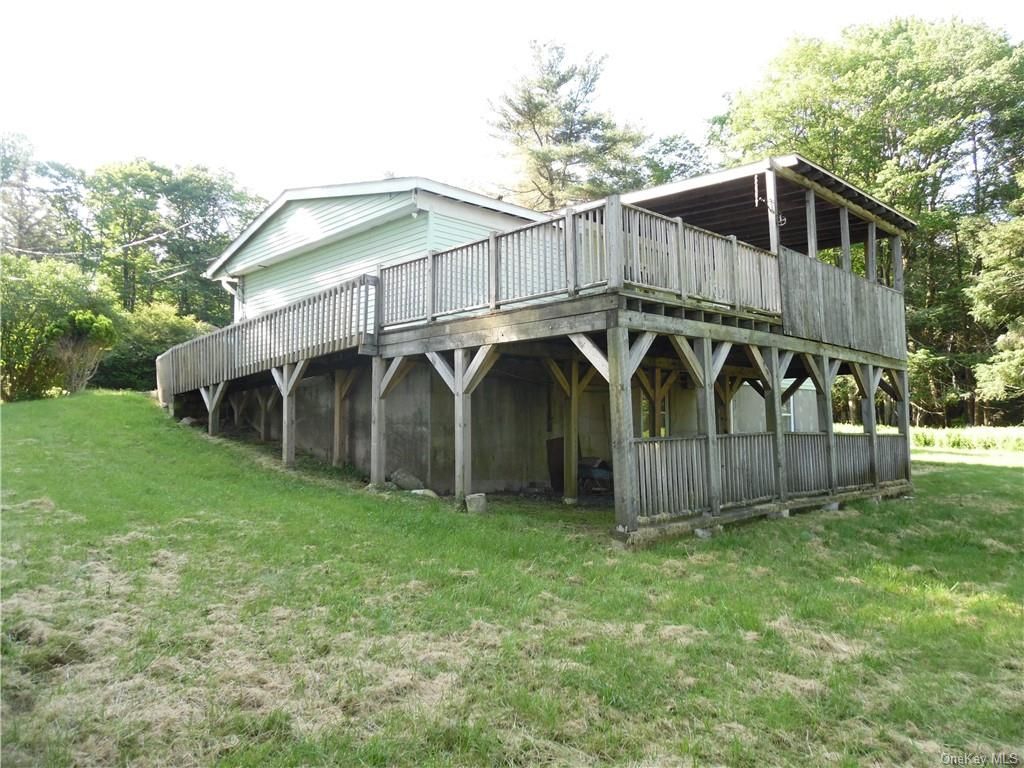 10 Tappan Road