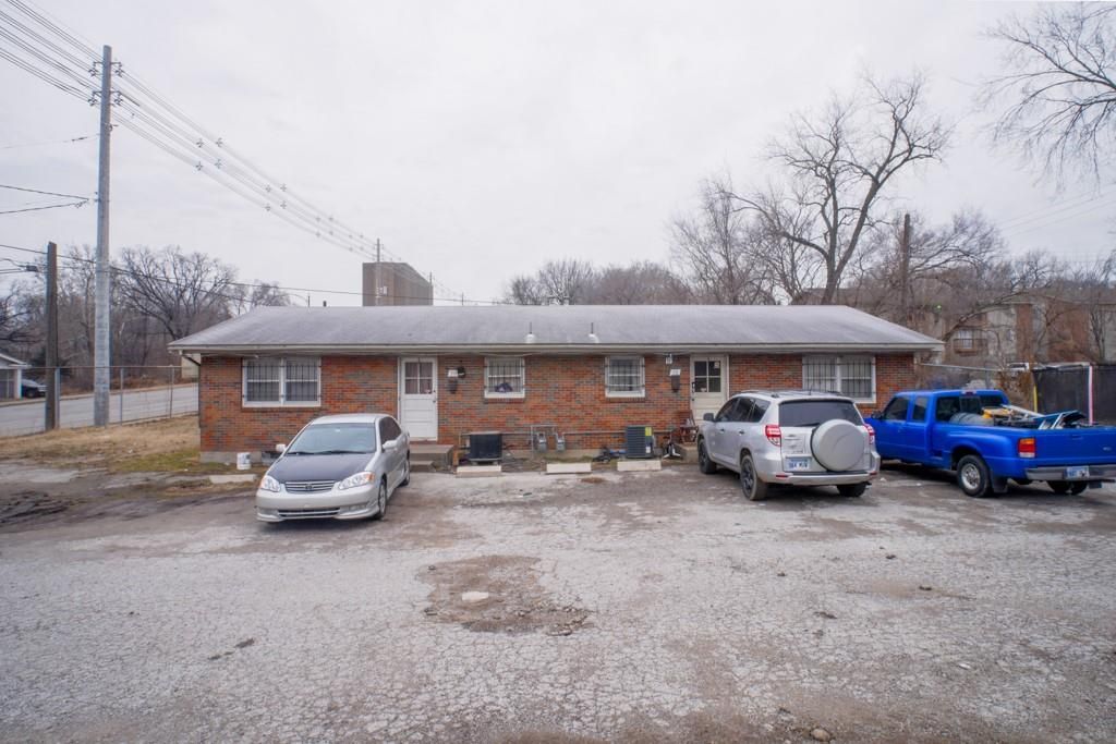 70-72 N 10th Street