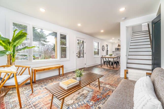 928 Shauna Drive