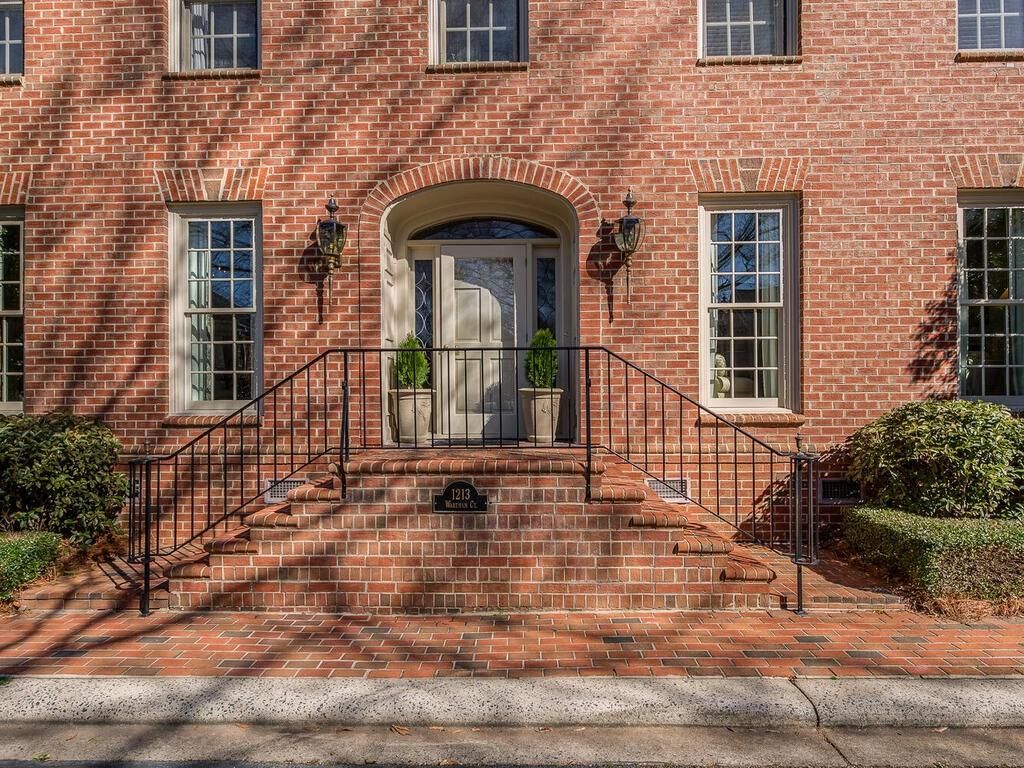 1213 Wareham Court