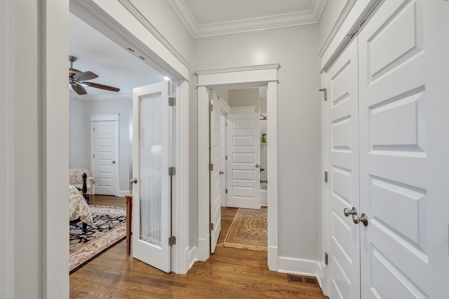 4305a Dakota Ave