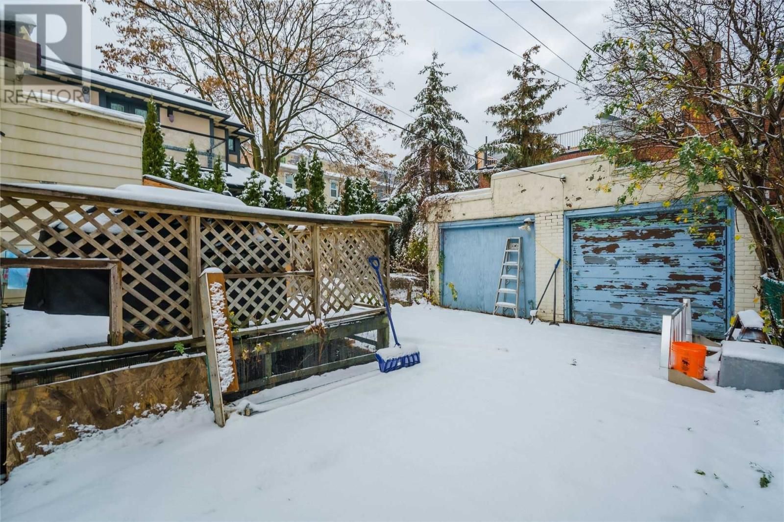 99 KNOX AVE