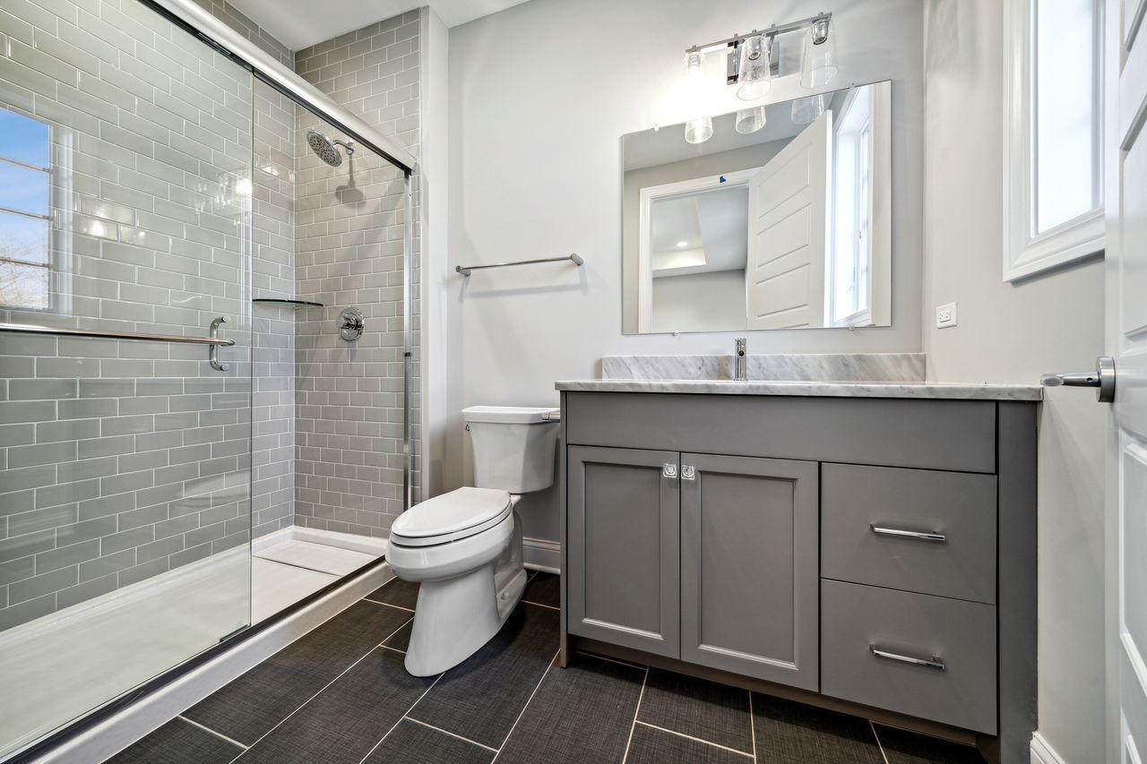 185 S Orchard Circle