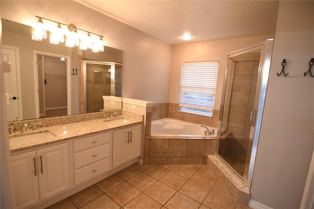 1110 Lake Rogers Circle