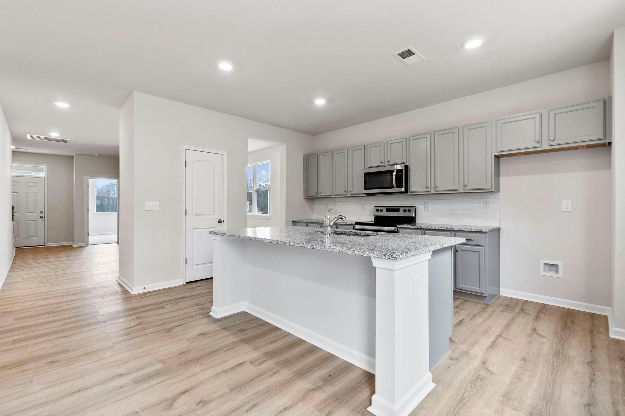 7031 Maple Run Circle