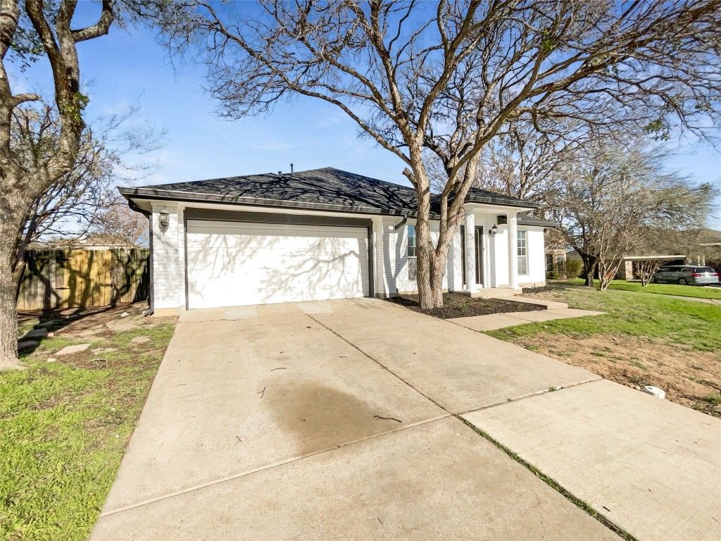 6819 Ashprington Lane