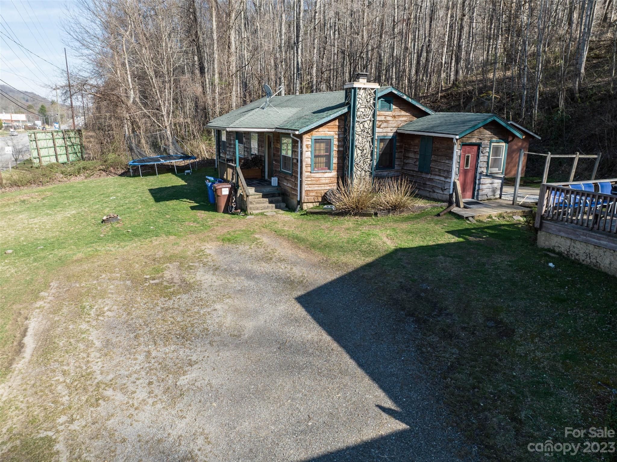 1361 Soco Road