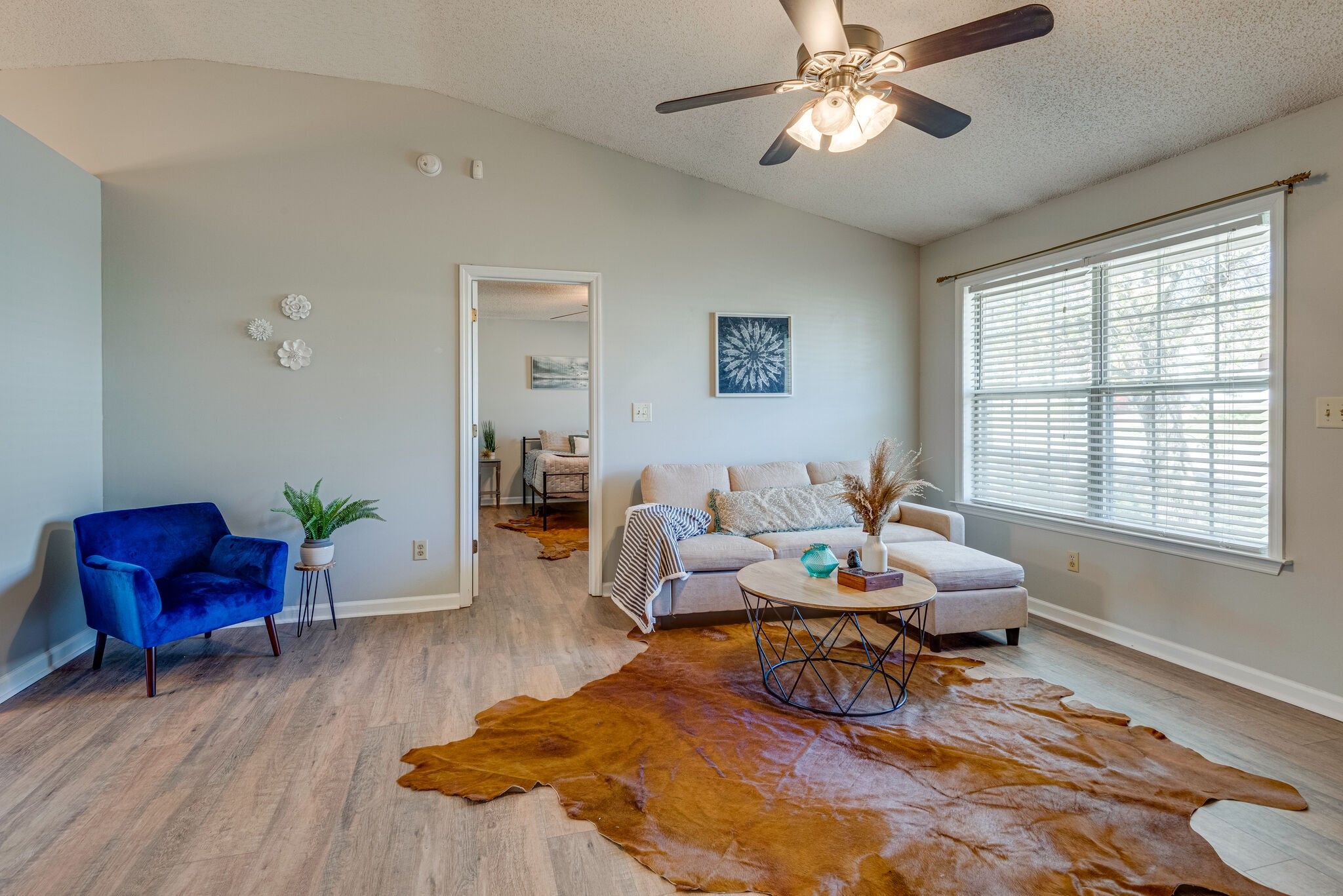 207 Overlook Pl