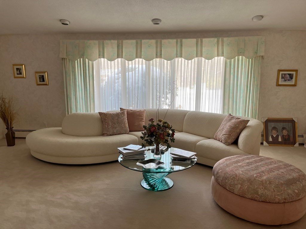 14 Old Lantern Cir