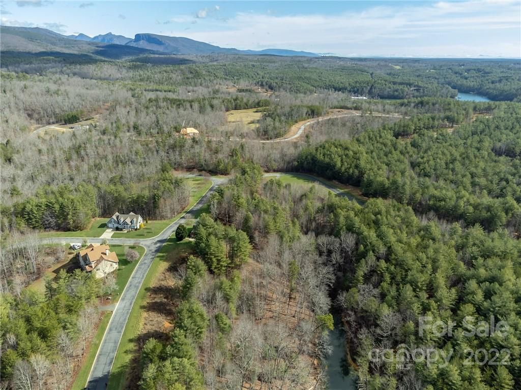 V/L Sunset Point Parkway