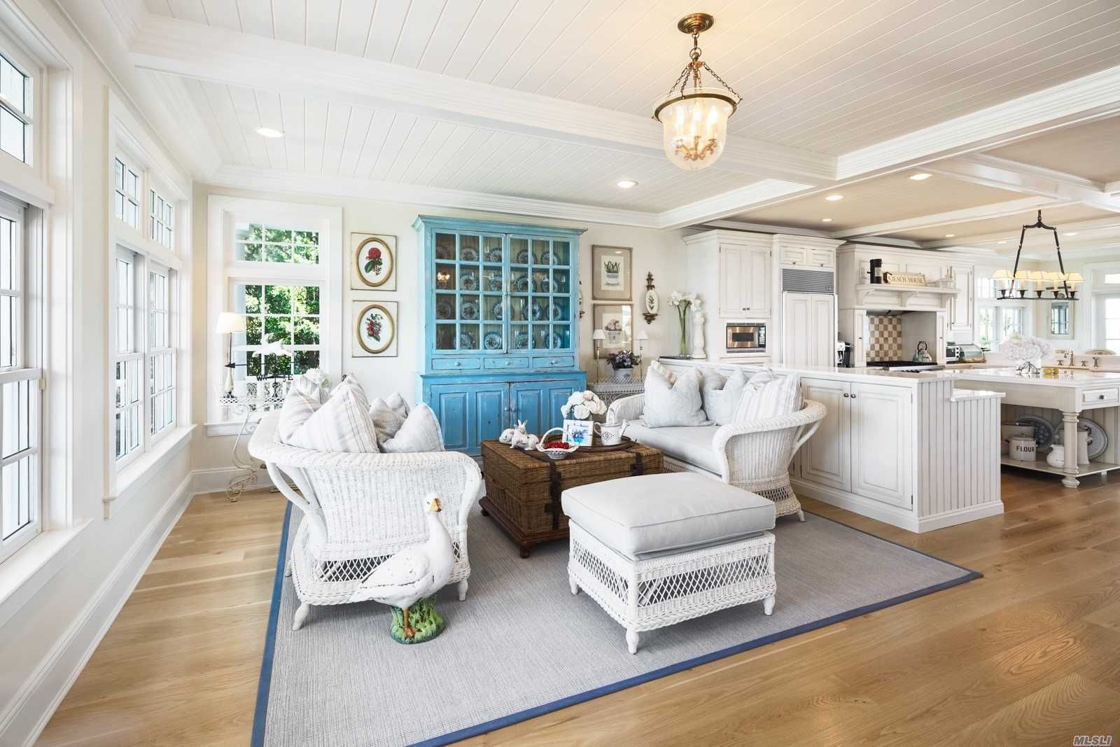 47 Dune Road