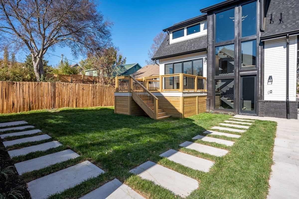1403 Beechwood Ave