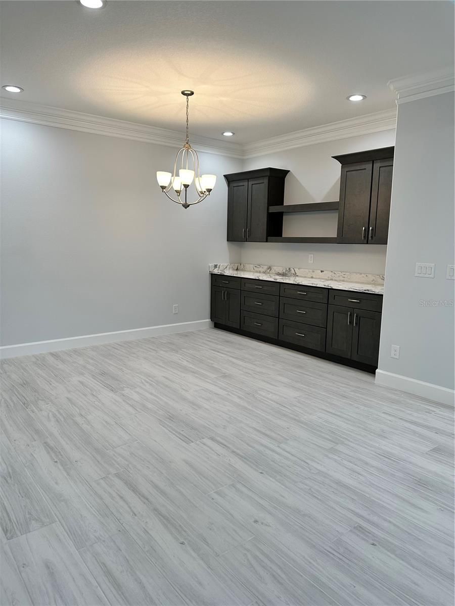 5252 Willow Lake Court