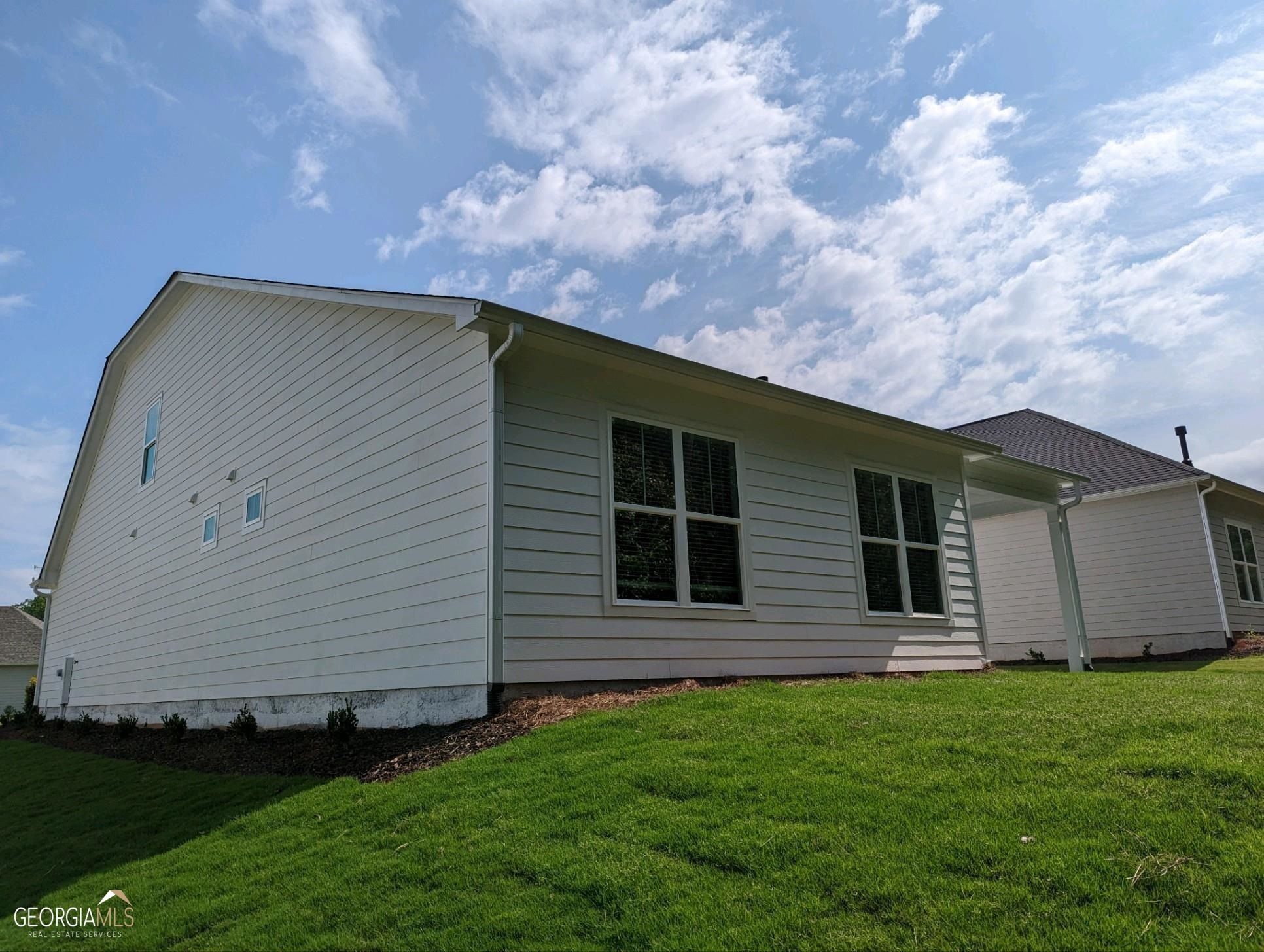 1111 Providence Loop