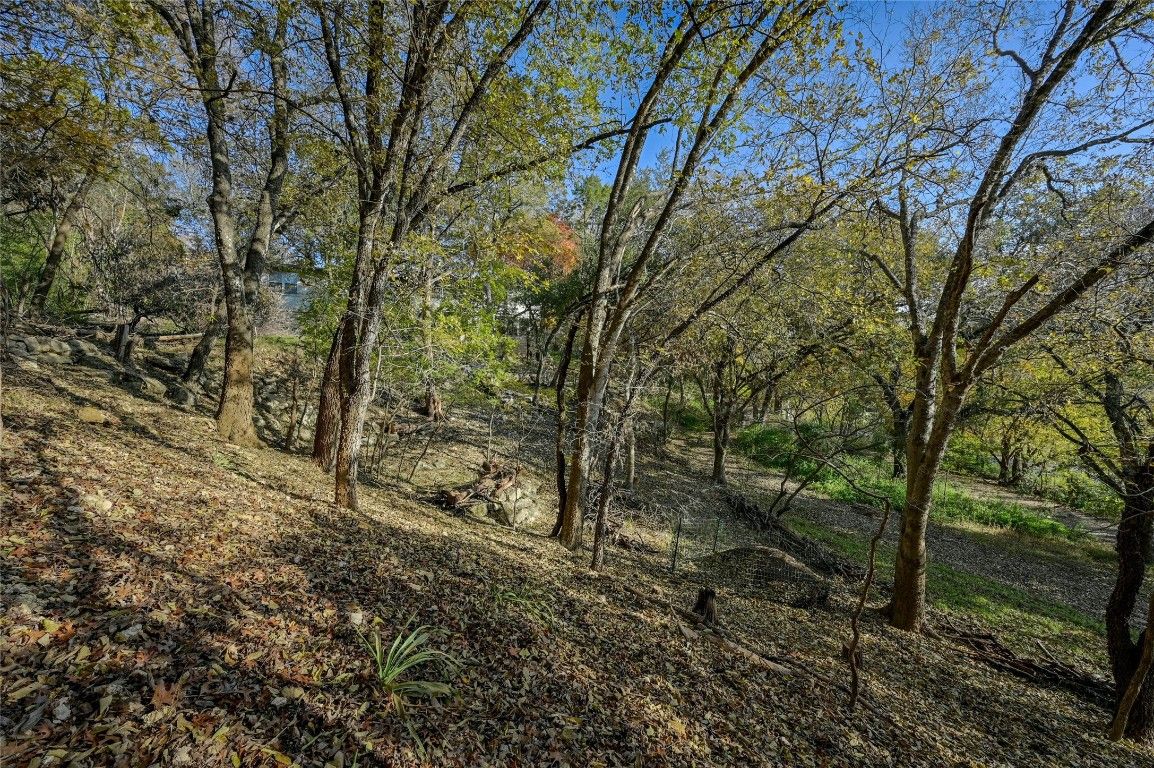 2500 N River Hills Road