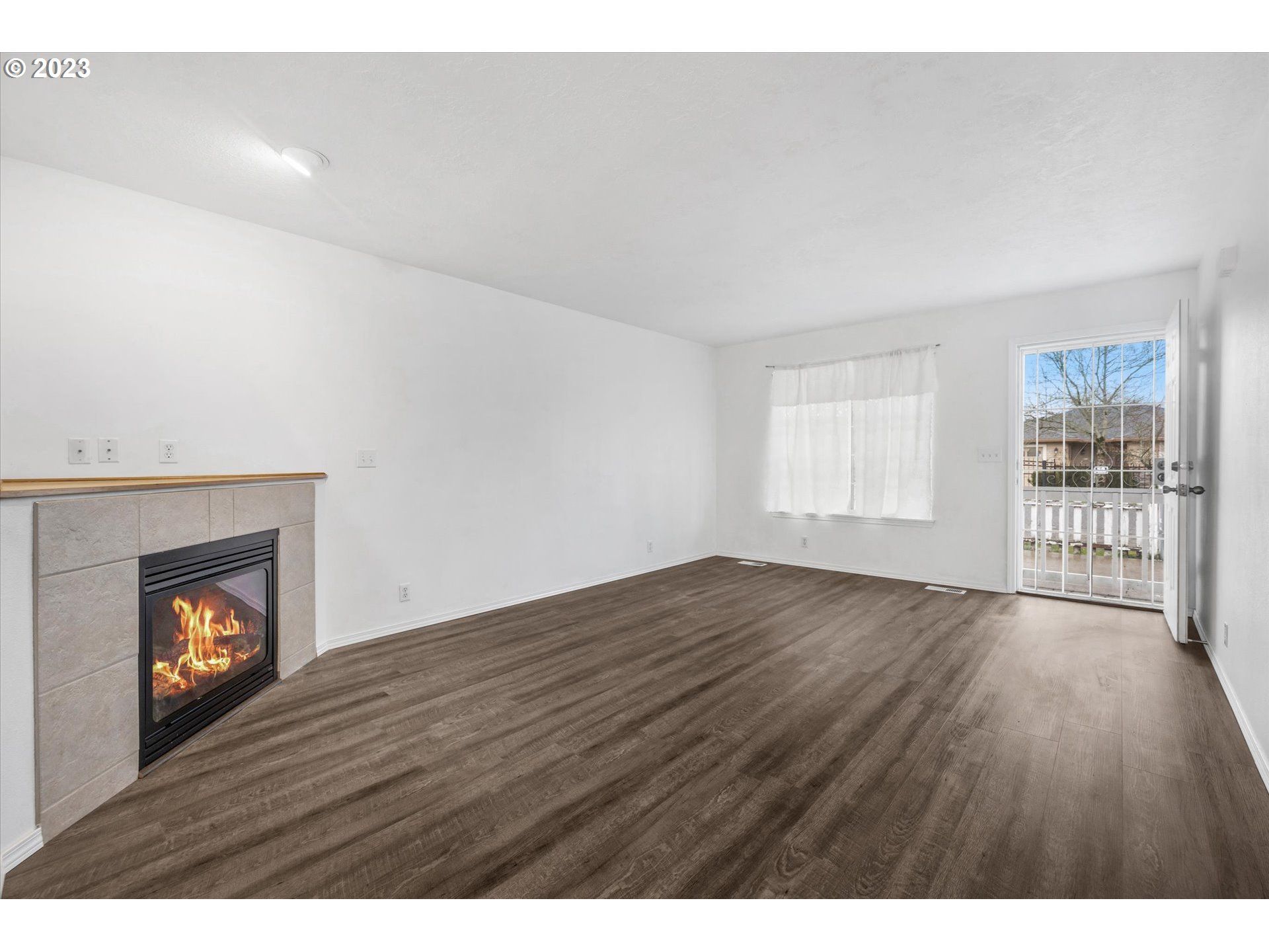 2437 SE 84th Ave