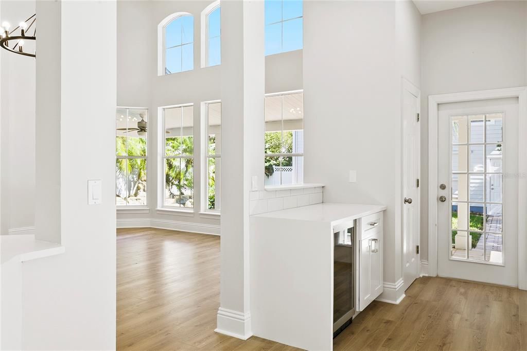 955 Starling Drive