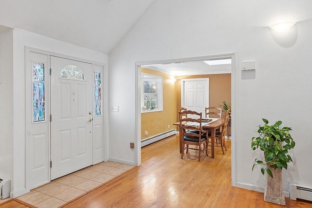 1 Elizabeth Lane