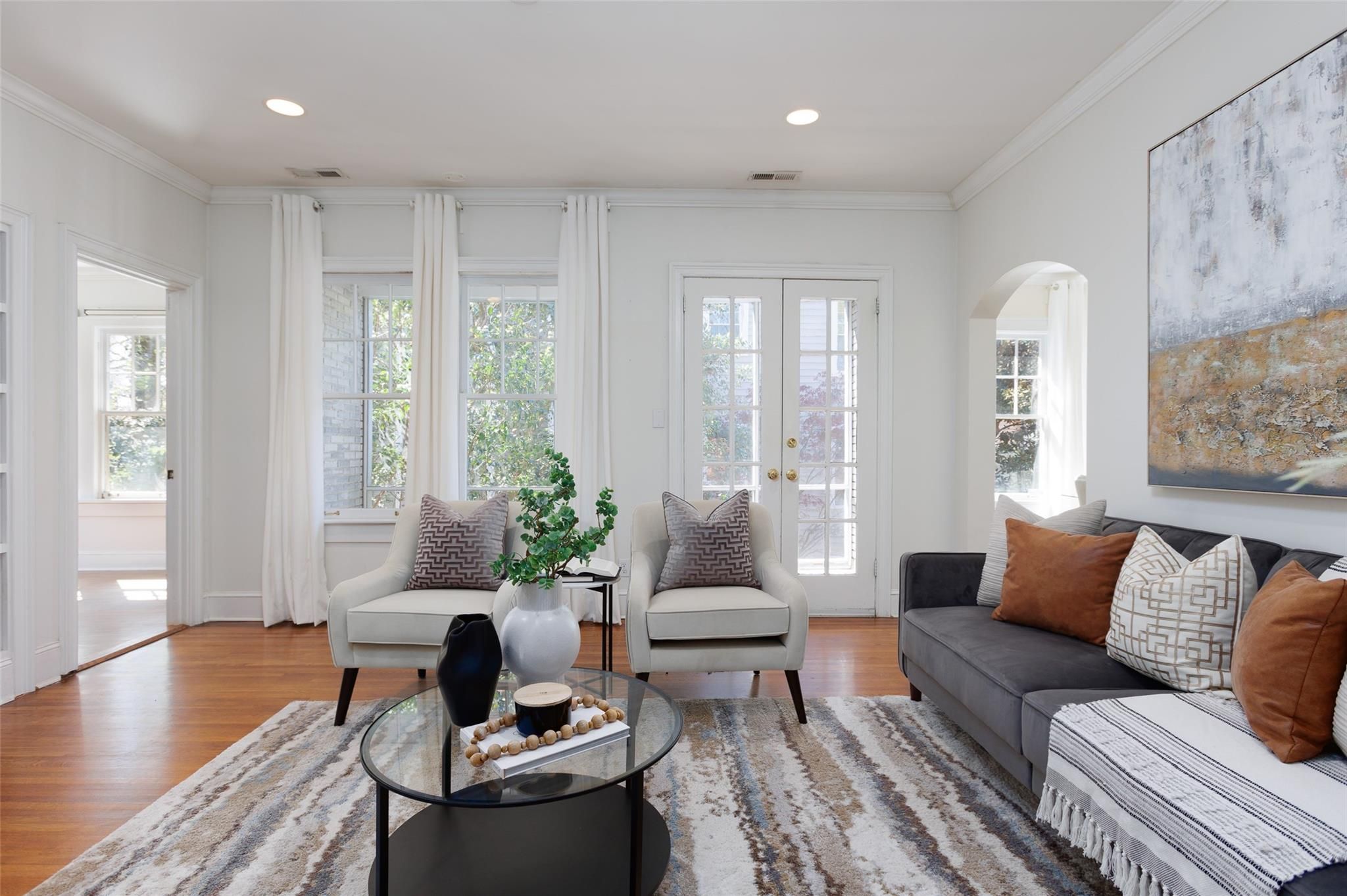 2300 Roswell Avenue