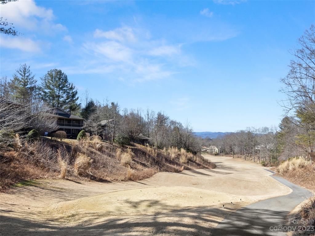 14 Cove Overlook Drive