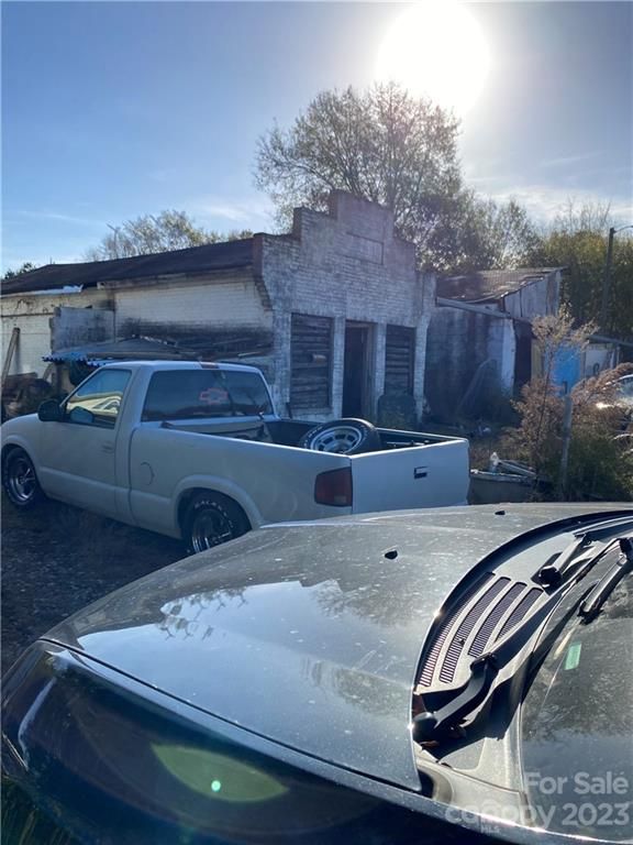 293 S Pea Ridge Road
