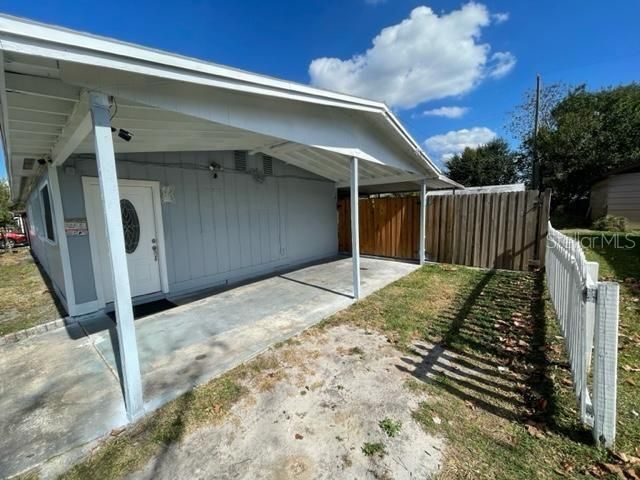 1115 Narcissus Lane