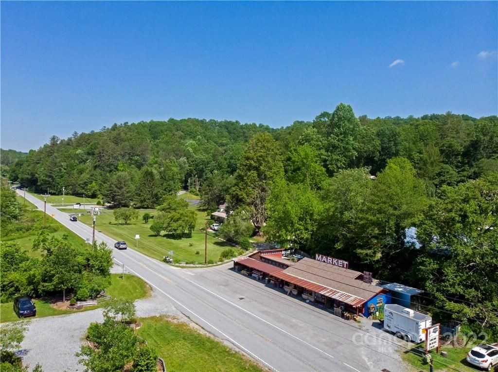 7825 Greenville Highway Highway