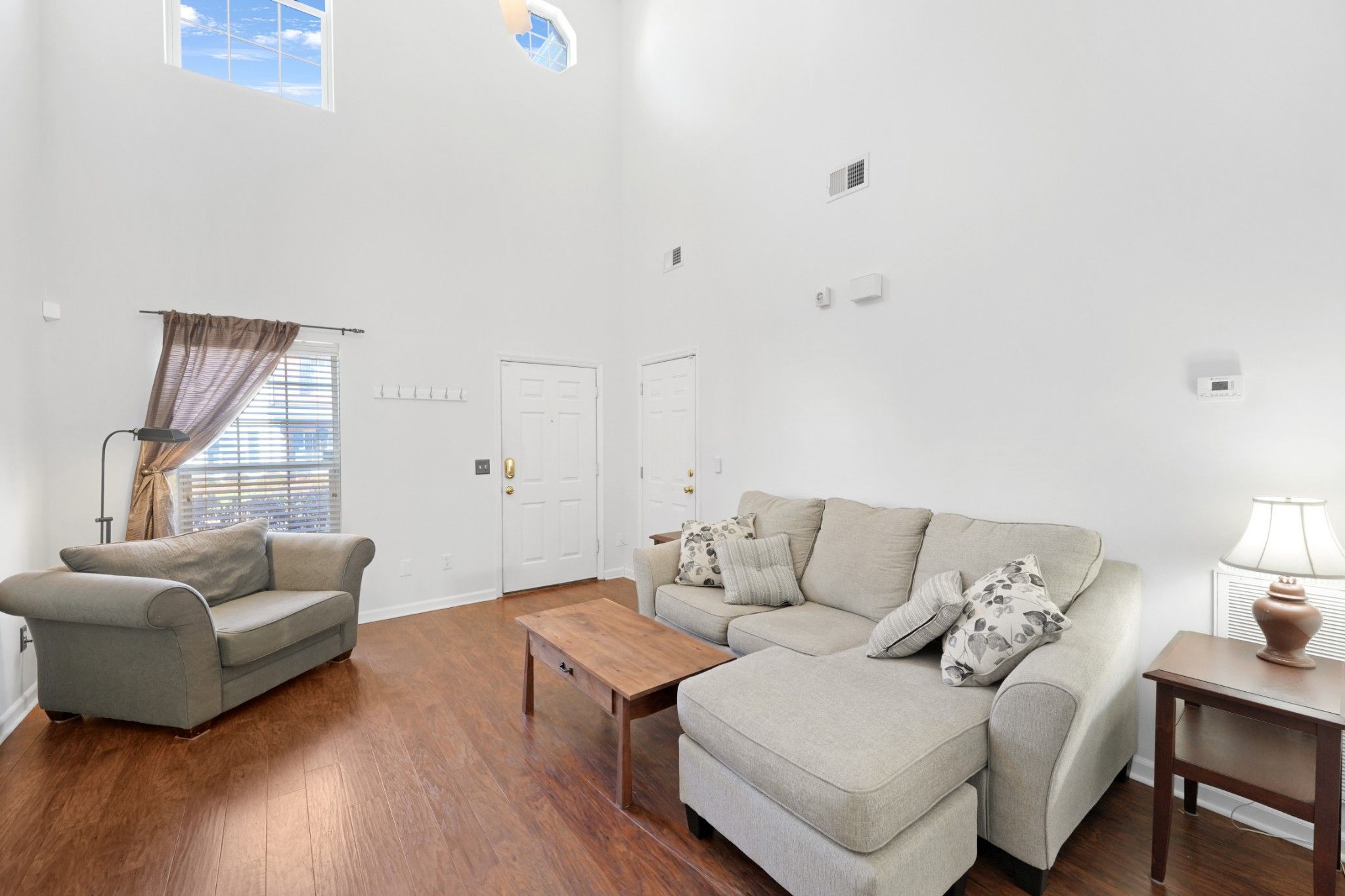 208 Northcrest Commons Cir