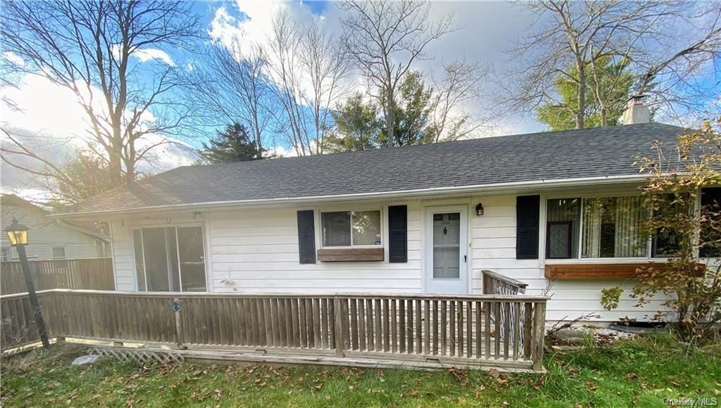 2 Willow Lane