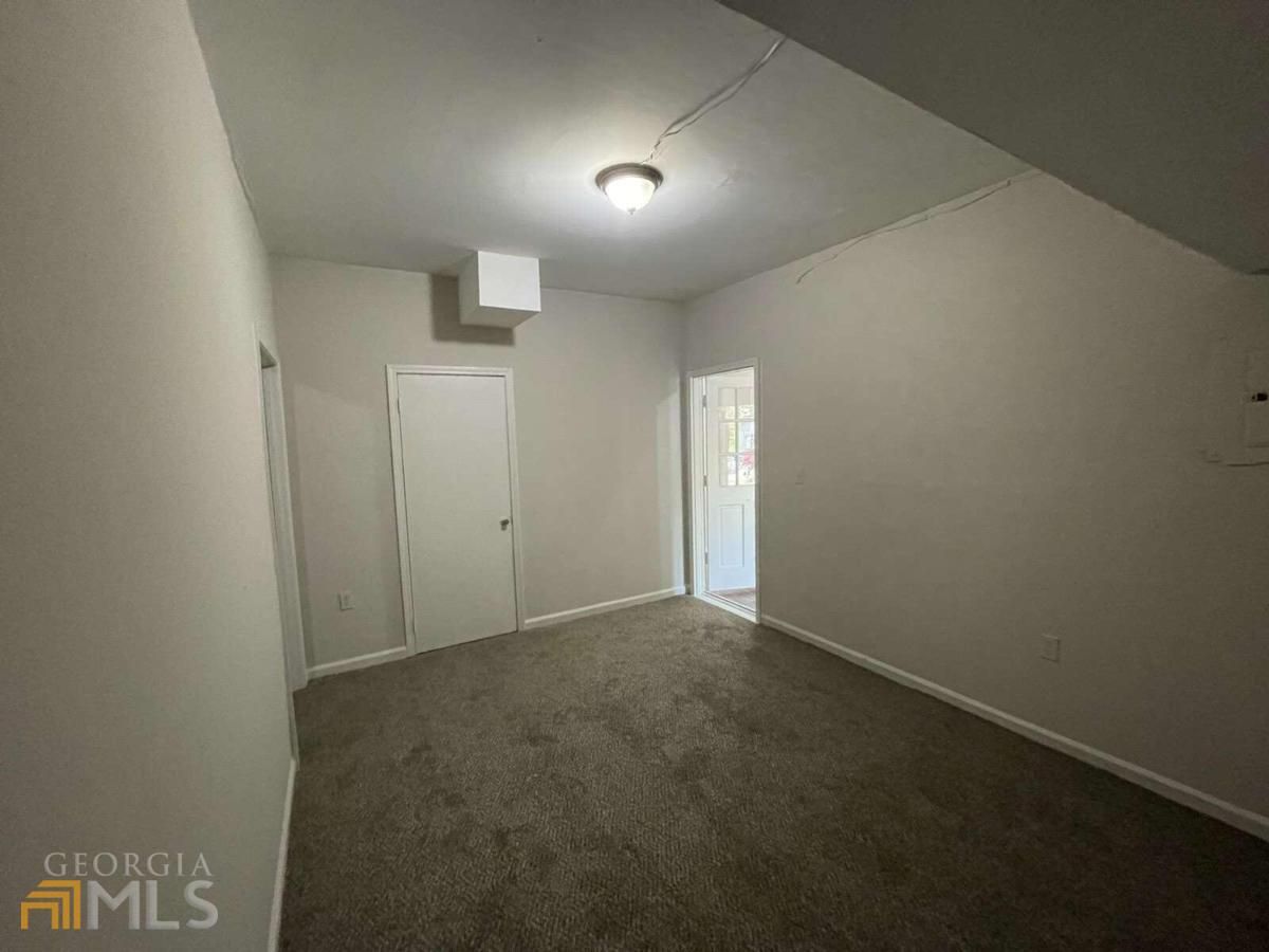 4260 Hidden Meadow Circle