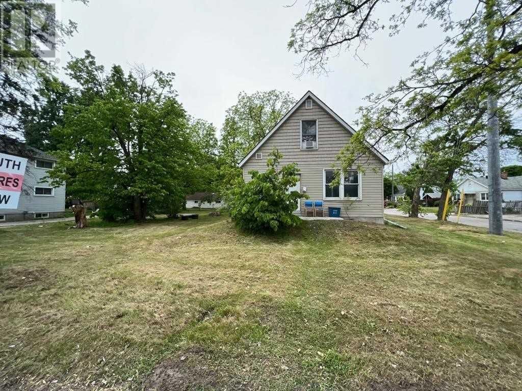 30 ANN ST