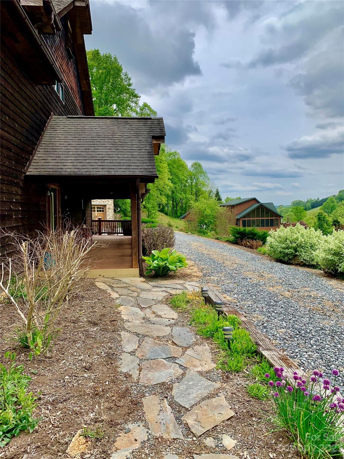 42 Cabin Creek Trail