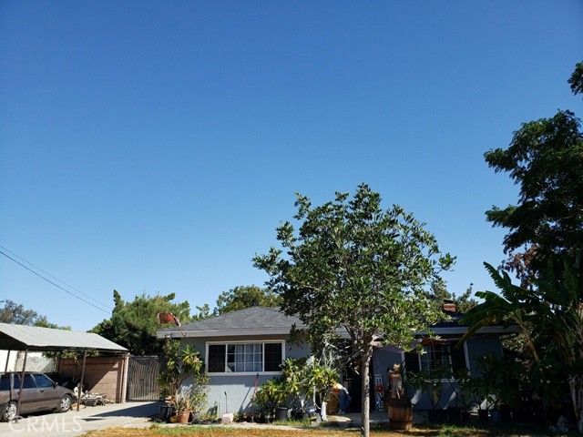 11543 Ramona Avenue