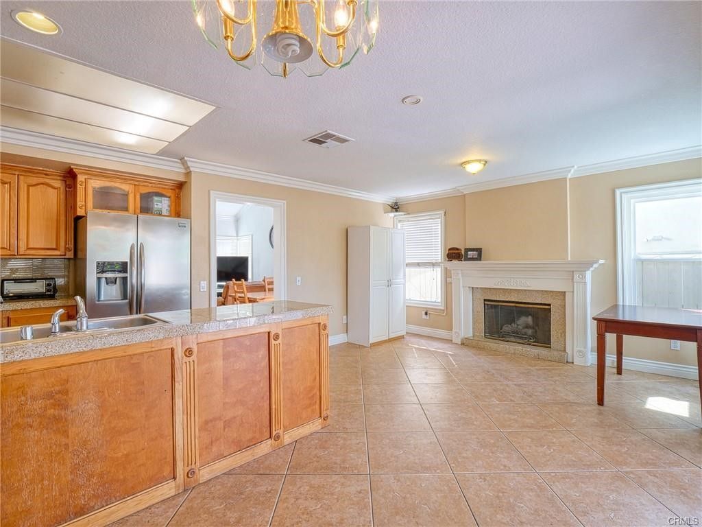 800 Vista Real St