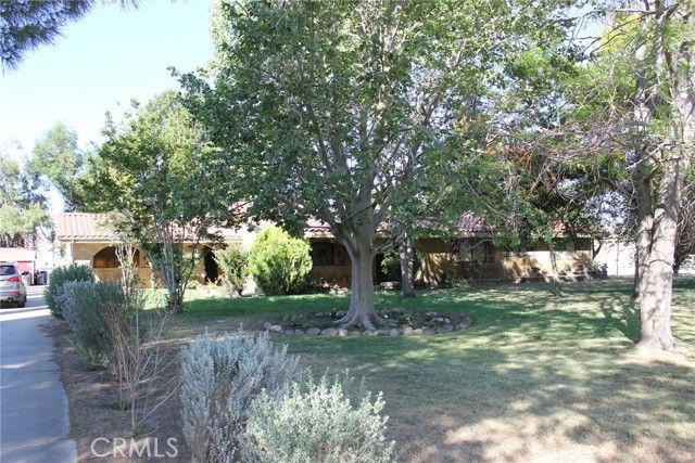 1996 N Ramona Boulevard