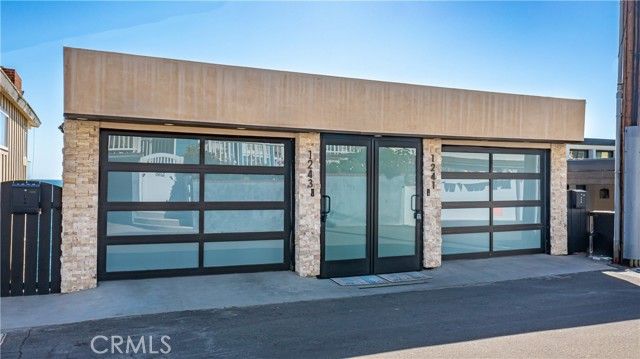1241 Ocean Front