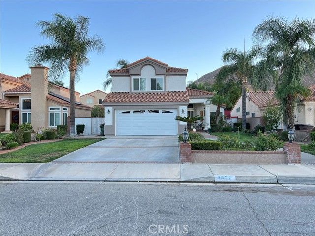 2572 Carbon Court