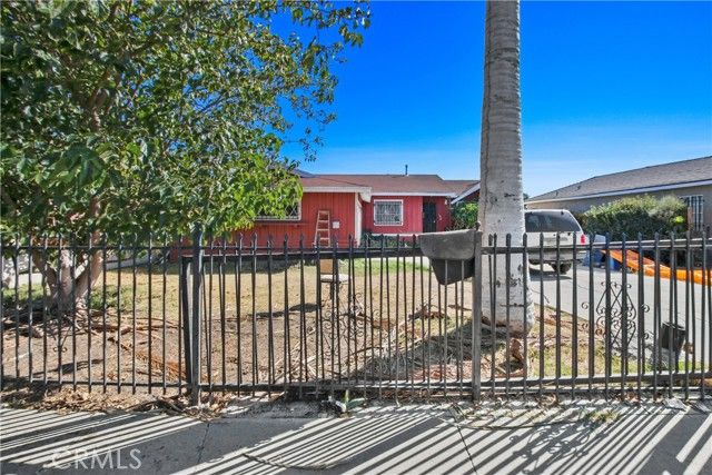 242 E 124th Street