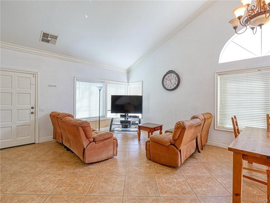 800 Vista Real St