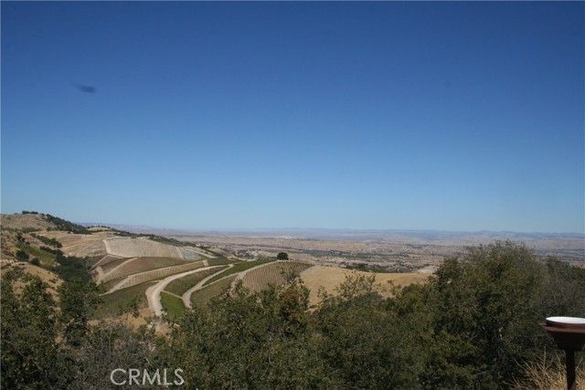 2771 Adelaida Road