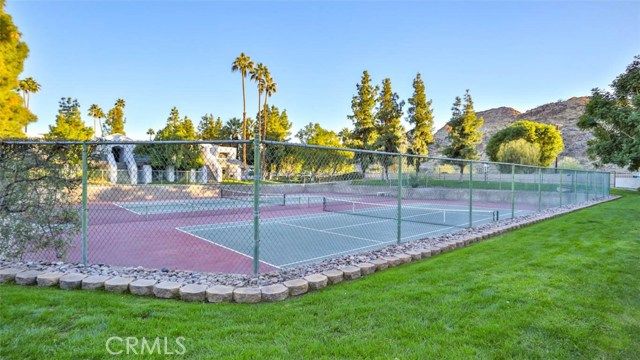 5301 E Waverly Drive 150