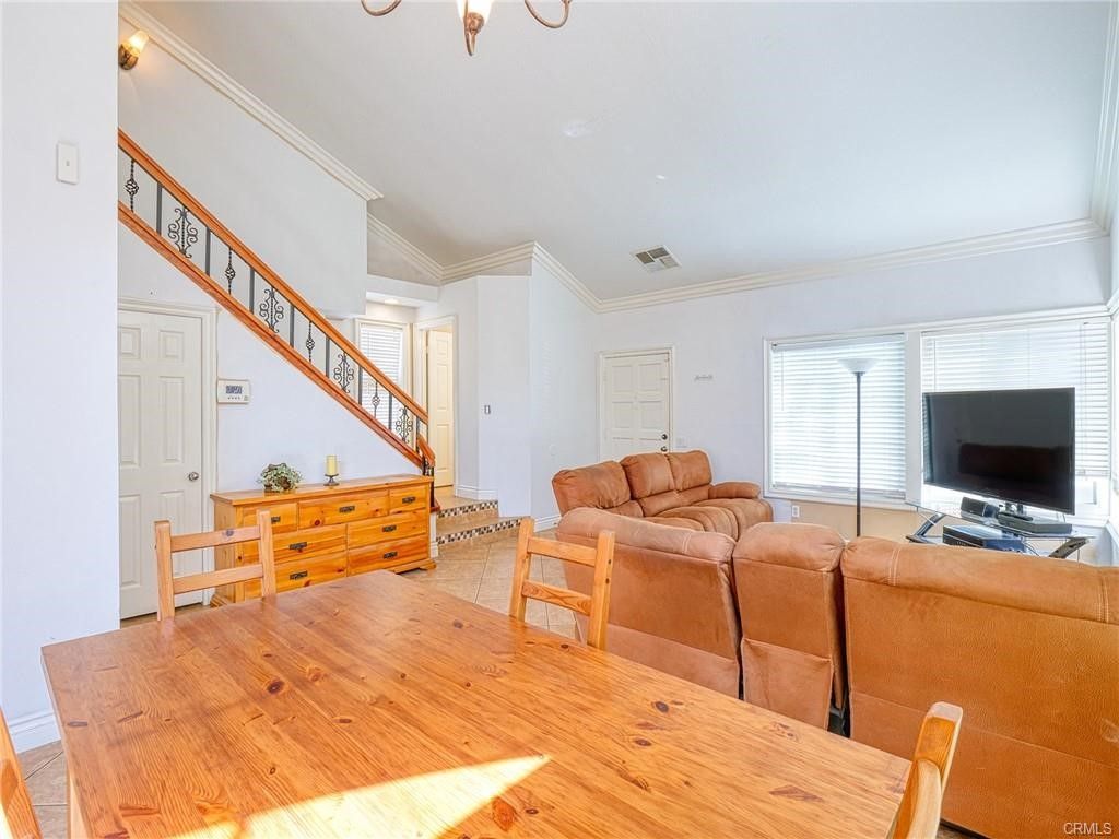 800 Vista Real St